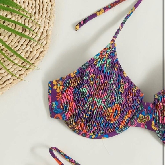 Floral Print Smocked Halter Underwire Bikini Swimsuit - Picture 6 of 6